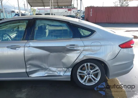 2018 Ford Fusion Hybrid Se из США, поврежденный, VIN 3FA6P0LU3JR191716